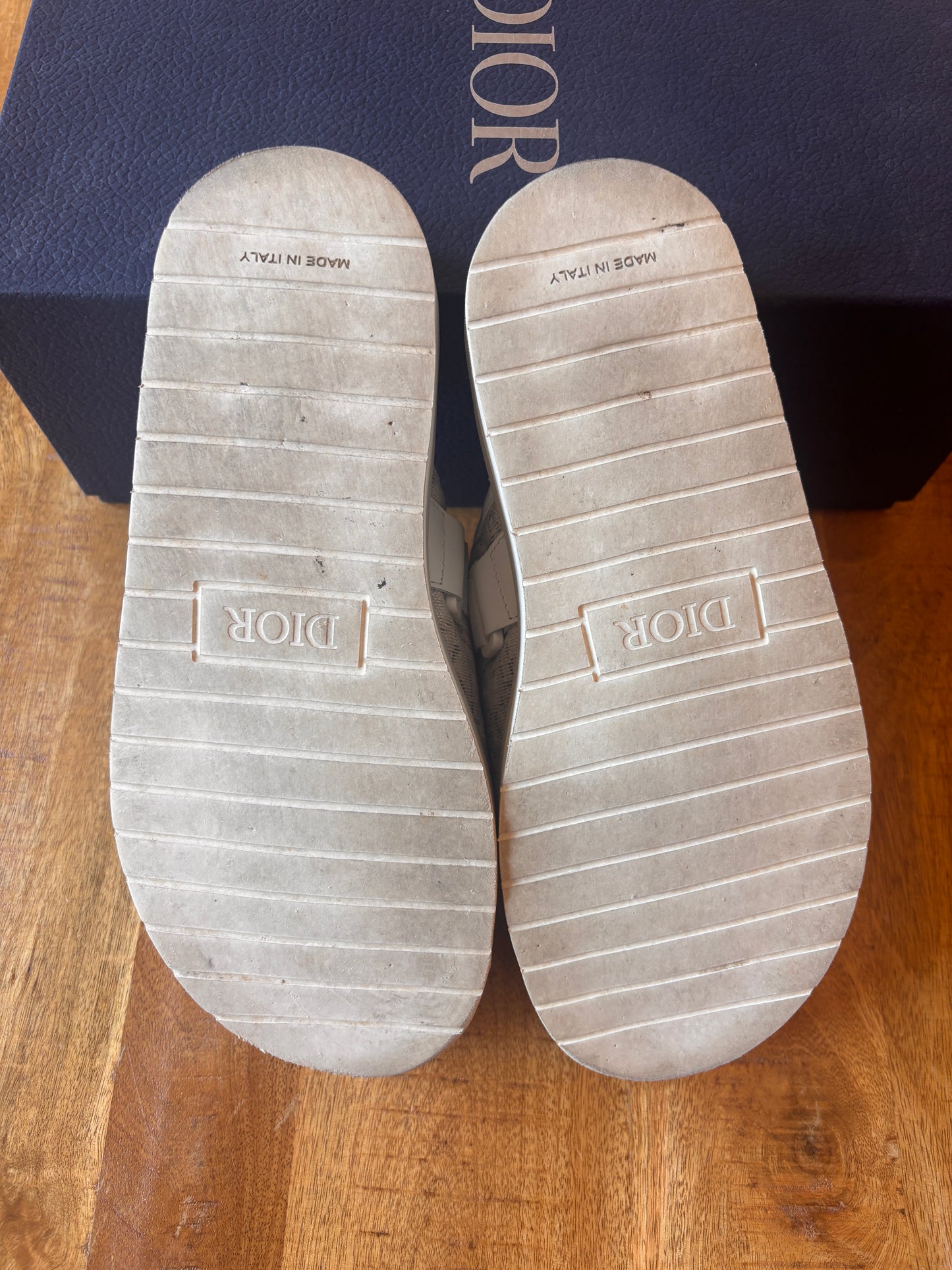 Dior